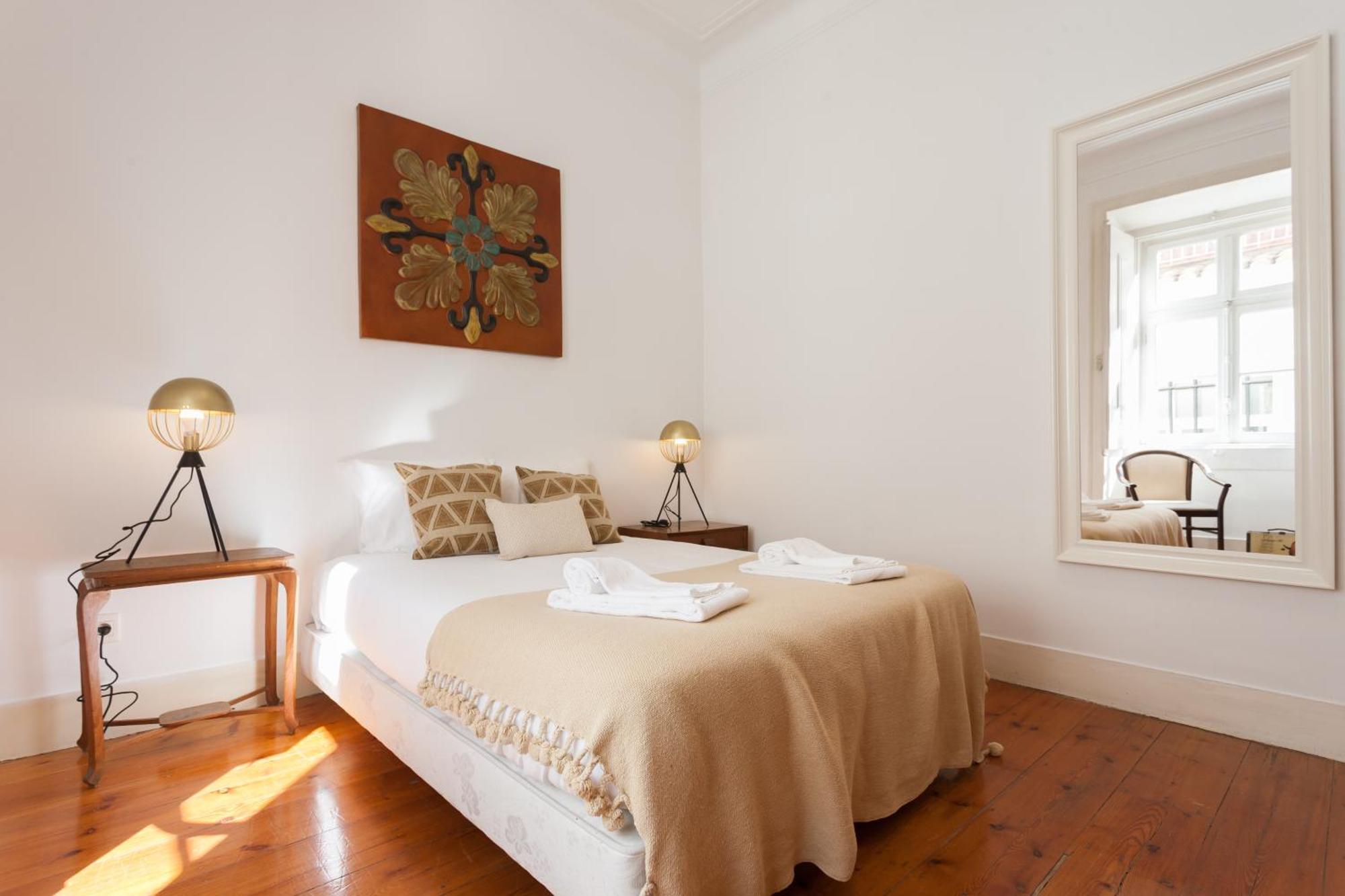 Tejo Vintage Three-Bedroom Apartment - By Lu Holidays Lisboa Екстериор снимка